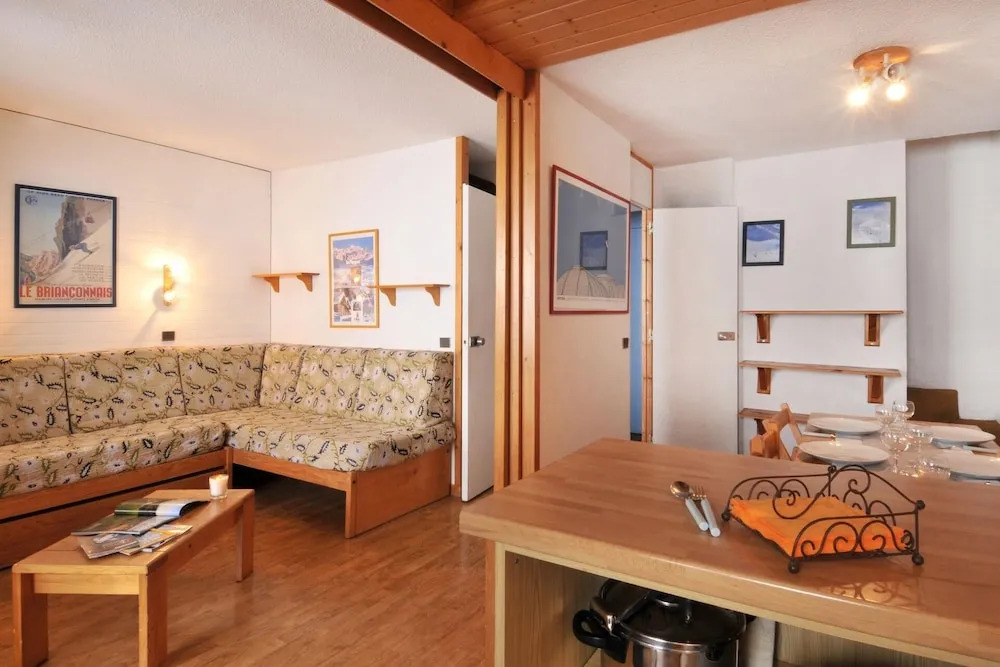 Belle Plagne Apartment on Slopes With 3 Rooms for 7 People of 46 mÂ² Ag420