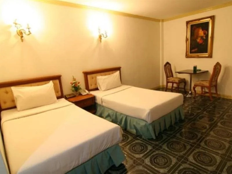 13 Coins Resort Yotin Patana