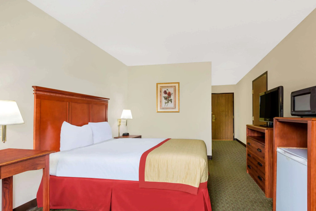 Baymont by Wyndham Enid