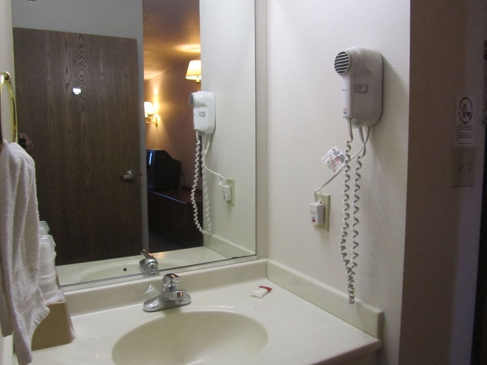 Park View Inn & Suites and Conference Center