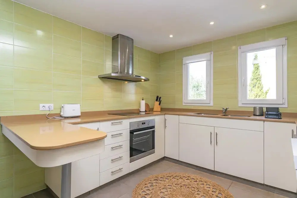 Villa Blanca - Villa With Private Pool. Free Wifi