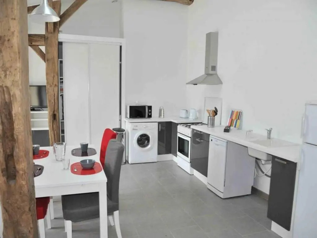Gîte rénové avec spa, piscine chauffée, WiFi et accès handicapés au cœur du Marais Breton - FR-1-426-321