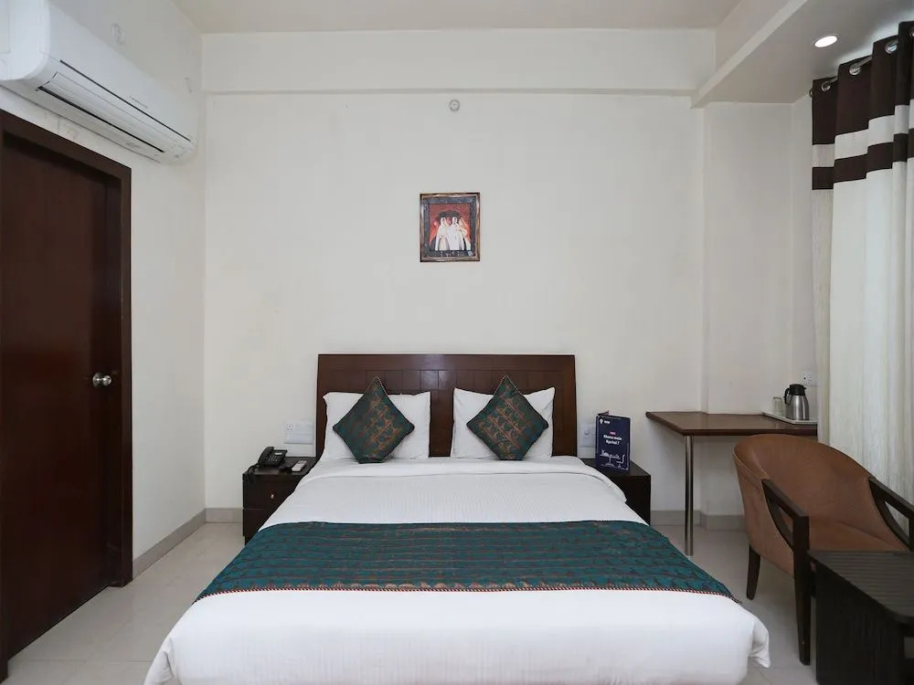 OYO 5474 Hotel Aries