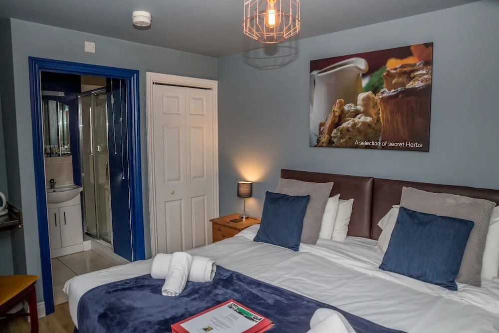 The Farmers Boy Inn Guest House