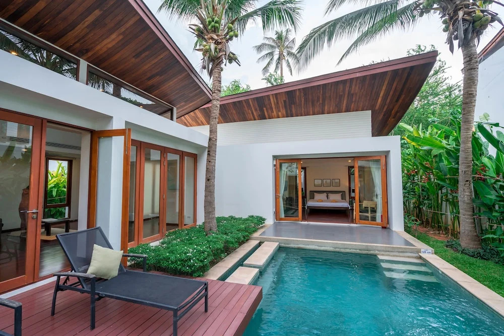 Pranaluxe 4 Bedroom Pool Villa C6