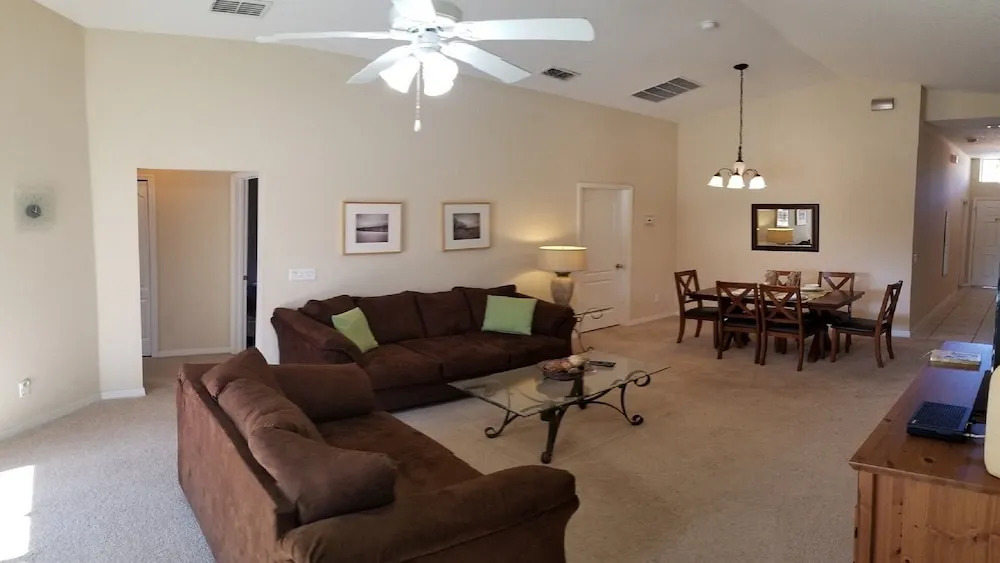 756 Scrub Jay Way 4 Bedrooms, 3 Bathrooms