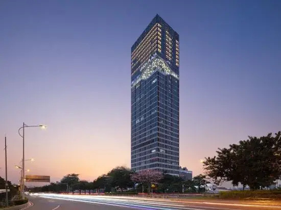 Radisson Red Guangzhou South Railway Station