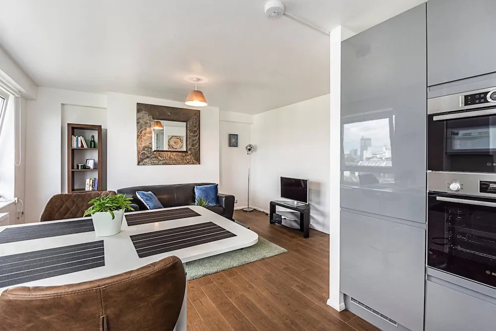 Magnificent and centrally located flat