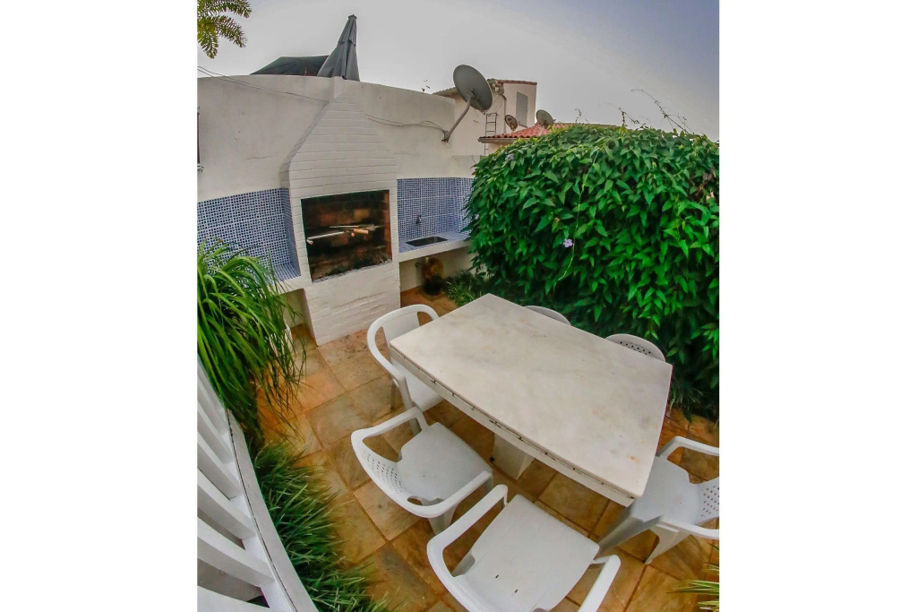 Casa no Coração de Búzios + Vista Incrível e o Pôr do Sol Mais Belo de Búzios Por Luxury Rentals