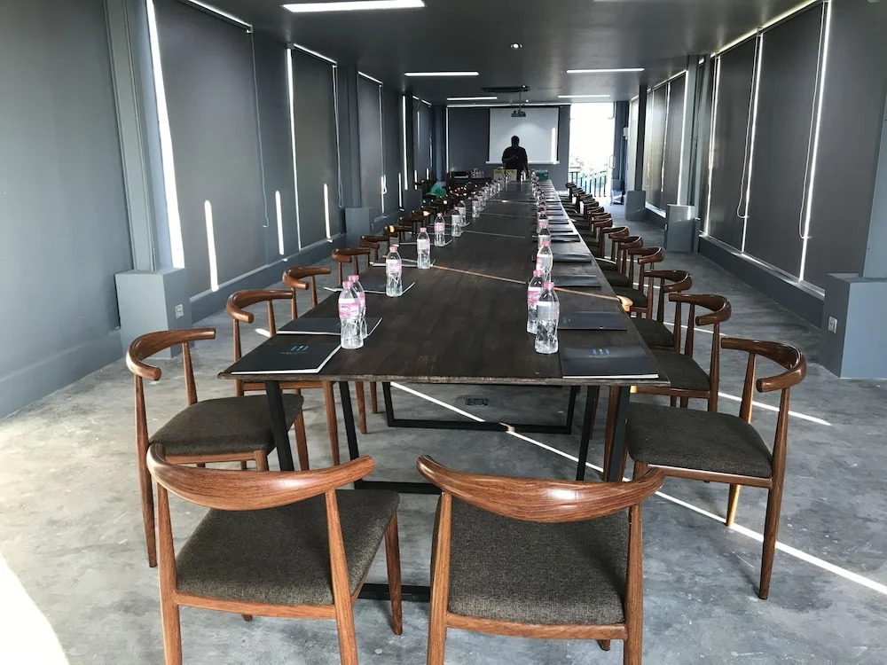WH Hotel Thanlyin