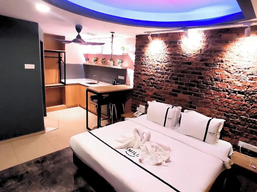 Smile Hotel Serdang South City