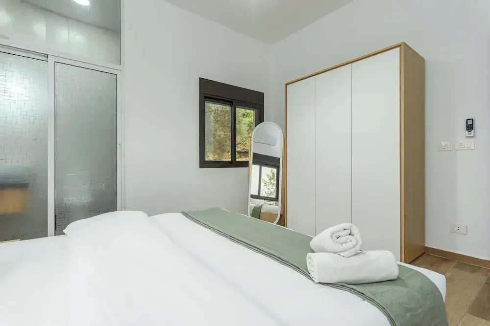 Vista 2-Bedroom Apartment in Batroun