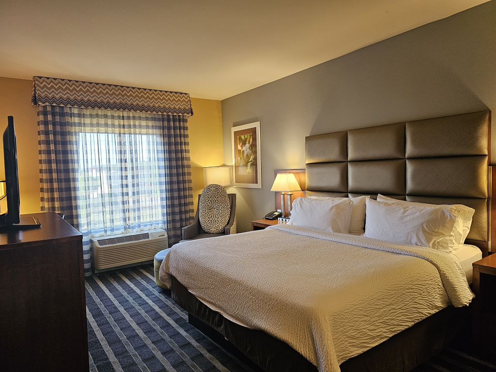 Holiday Inn Express & Suites Perry-National Fairground Area by IHG