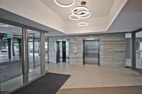 Sandton Apartment 15 West Road South
