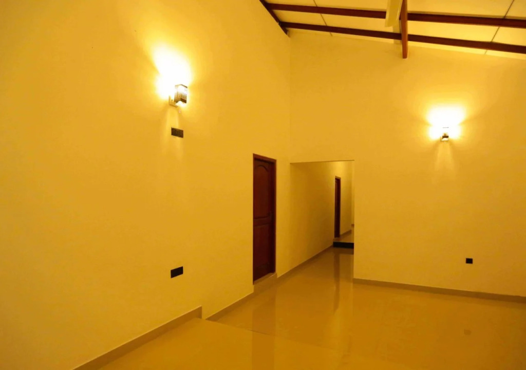 Kandy Grand Hill