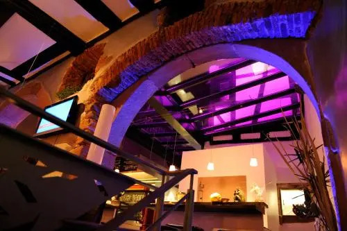 Le B. Suites, Chambres & Restaurant