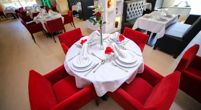 L'Escale Hotel