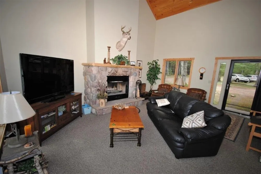 Deer Crossing - 4 Br Home