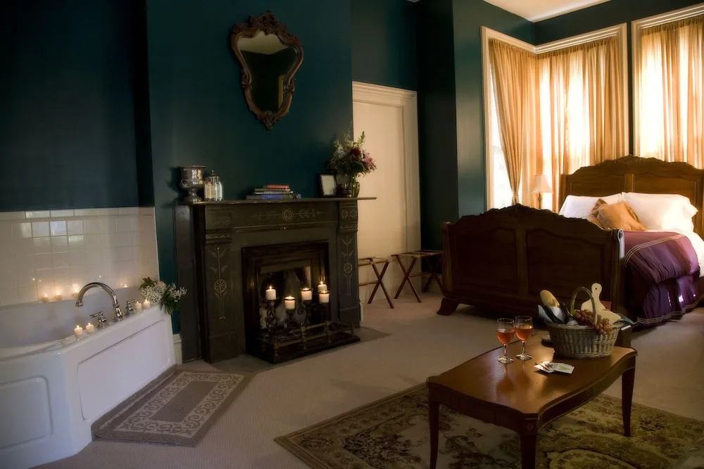 Hamilton House