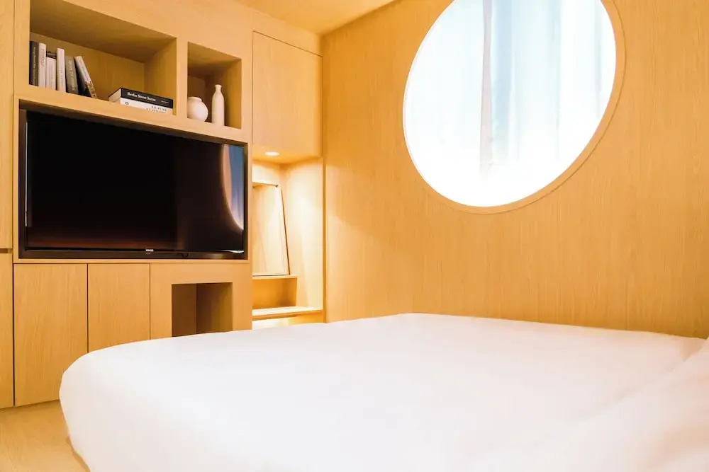 Y Collection by Unboundi Gyeongju
