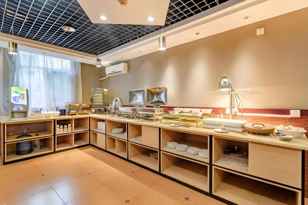 Home Inn Gaoshenqiao Luoma Plaza