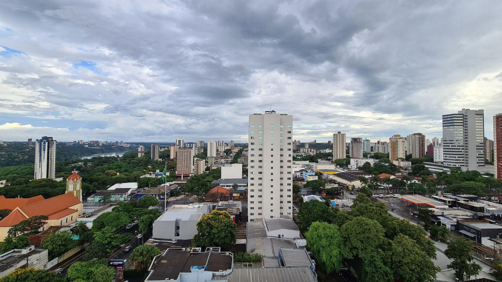 Apartamento Studio No último Andar No Centro De Foz Com Linda Vista