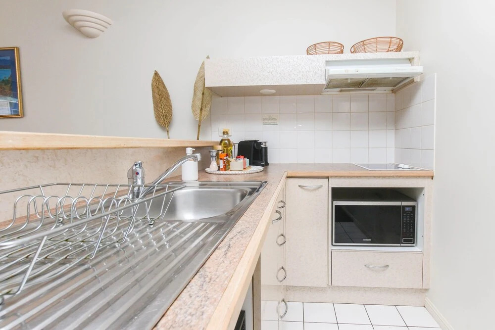 Inner City One Bedroom Apartment 13