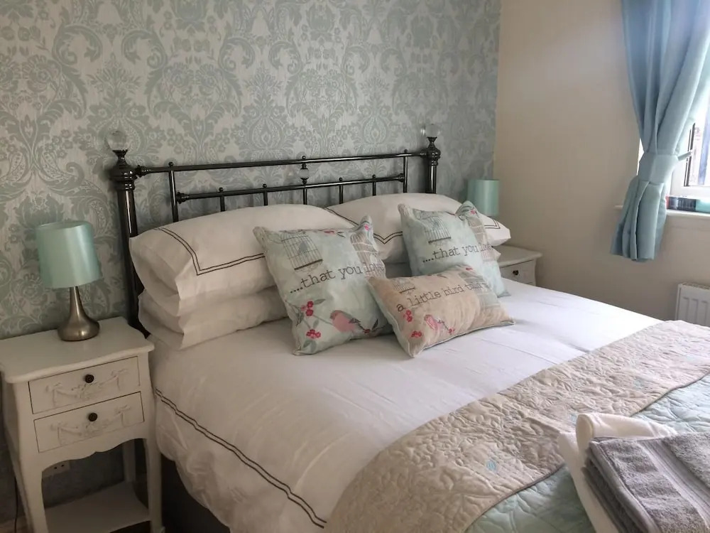 Woodgrove Apartment