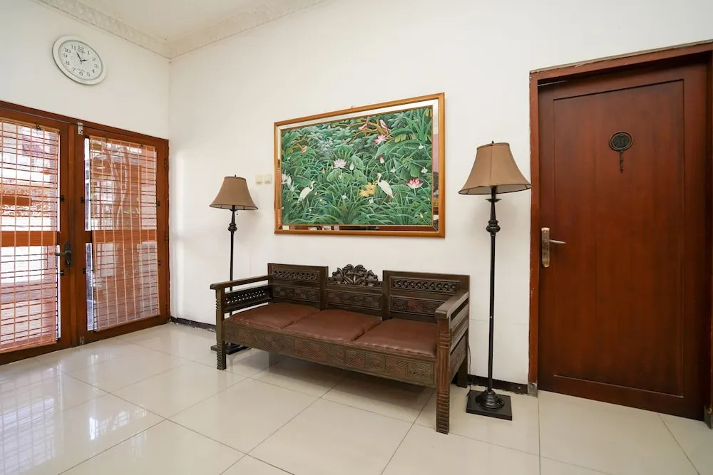 Penginapan Darma II by Oyo Rooms