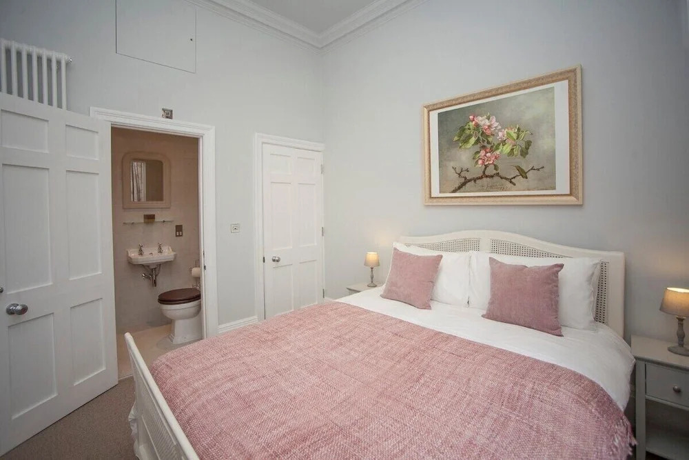 Stylish City Centre Apartment - Bath