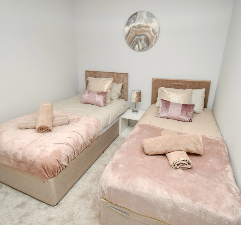 Chique Properties - Boulevard