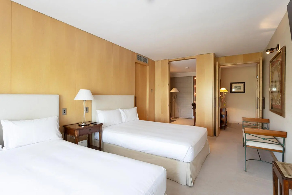 Suites del Mar Fenals Apartments