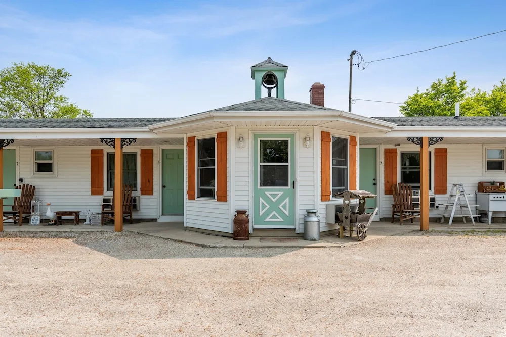 Sunset Acres Motel