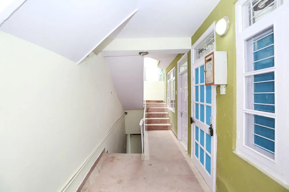 OYO 10870 Home 3BHK Near Museum Chaura Maidaan