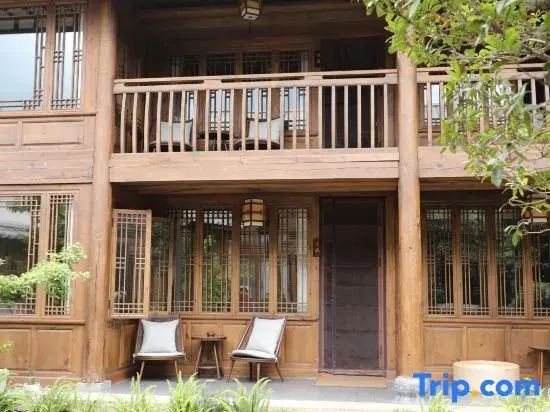 Whispering Rain Cottage