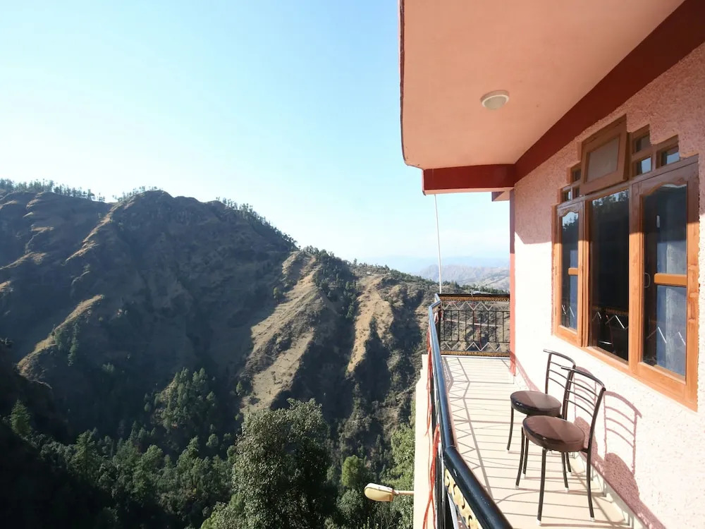 OYO 12719 Home 1RK Hill Top Bharari