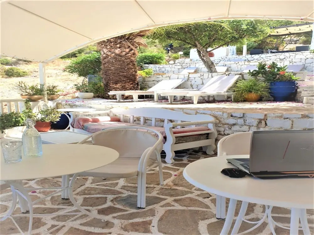 Entire private suite unit sea view