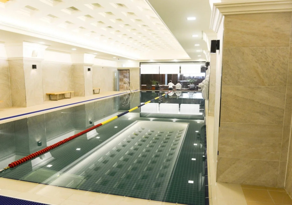 I Square Hotel