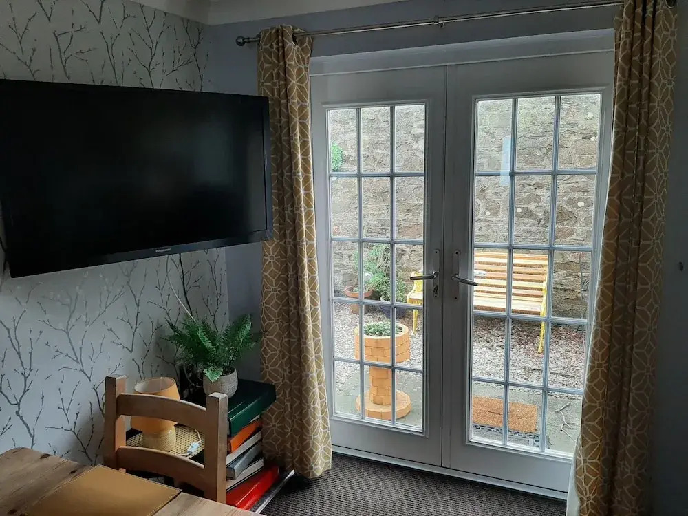 Ground Floor Cornish Retreat Free Parking