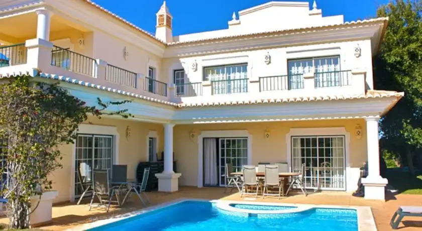 Akisol Vale do Lobo Beach
