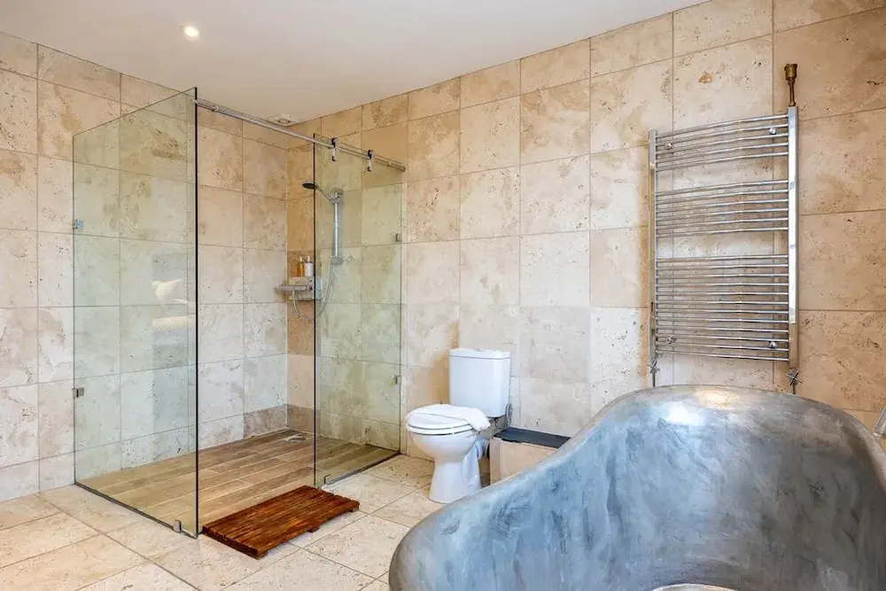 Host Stay Grafton Copper