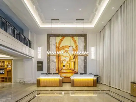 Vienna International Hotel (Ninglang Luguhu Avenue)