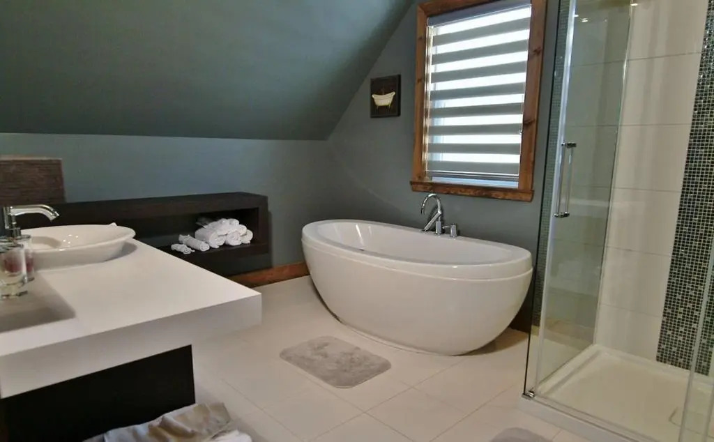 Chalets Alpins - 9014 Chemin des Alpages