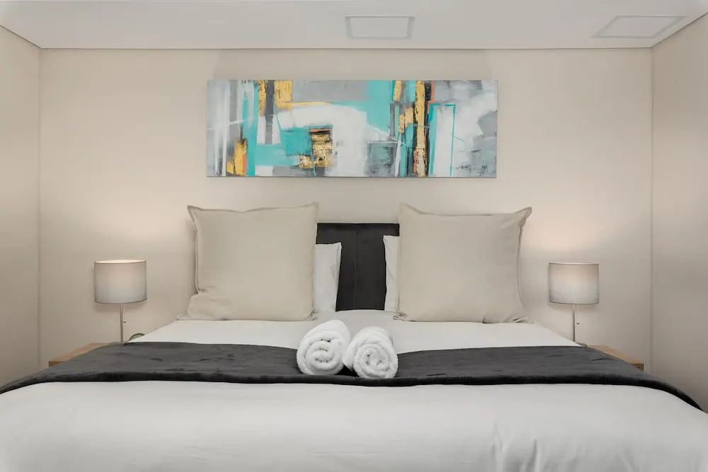 Waters Edge 511