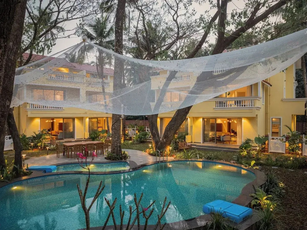 ELIVAAS Kensho Daisy | 5 BHK Villa With Plunge Pool