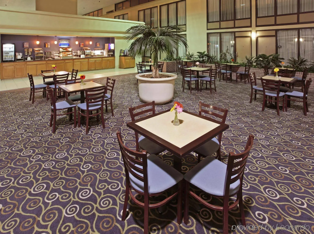 Holiday Inn Express Little Rock-Airport by IHG