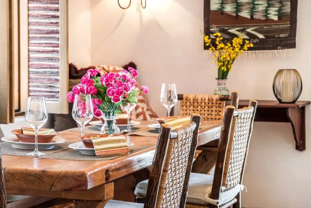 Buena Suerte - Quintessential Eastside Pied-a-terre, Fabulous Views and Patios, Kiva Fireplace, Walk to Canyon Rd. and the Plaza