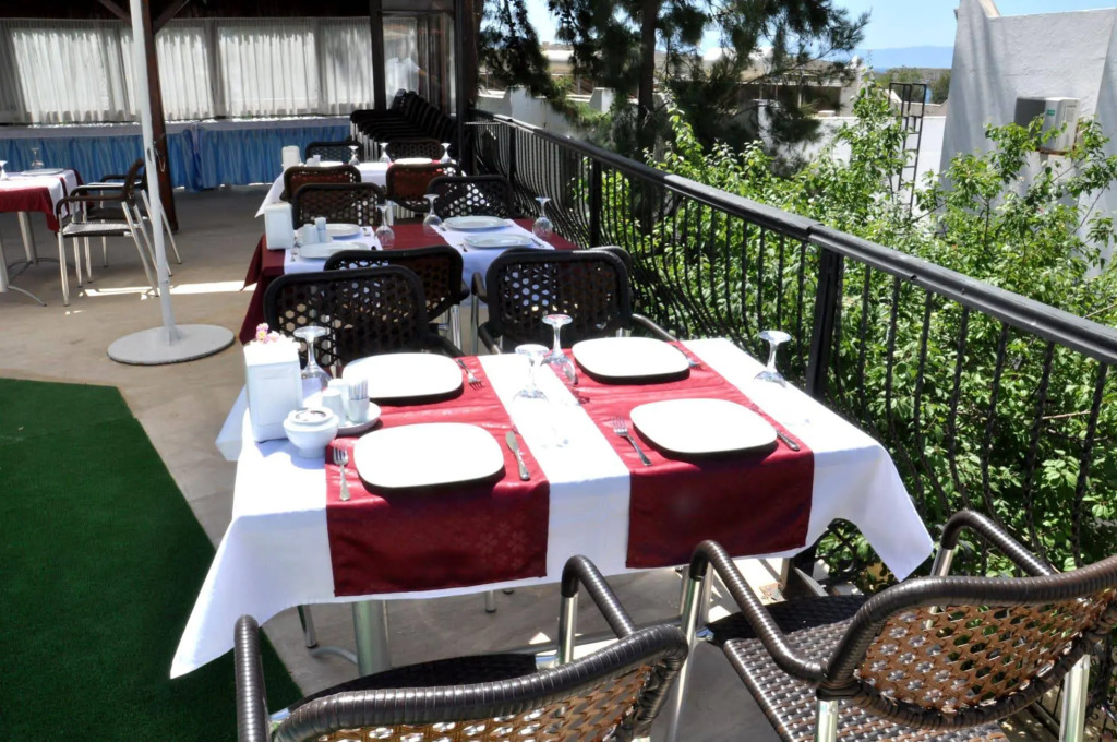 Gloria Tibi Jarra Hotel
