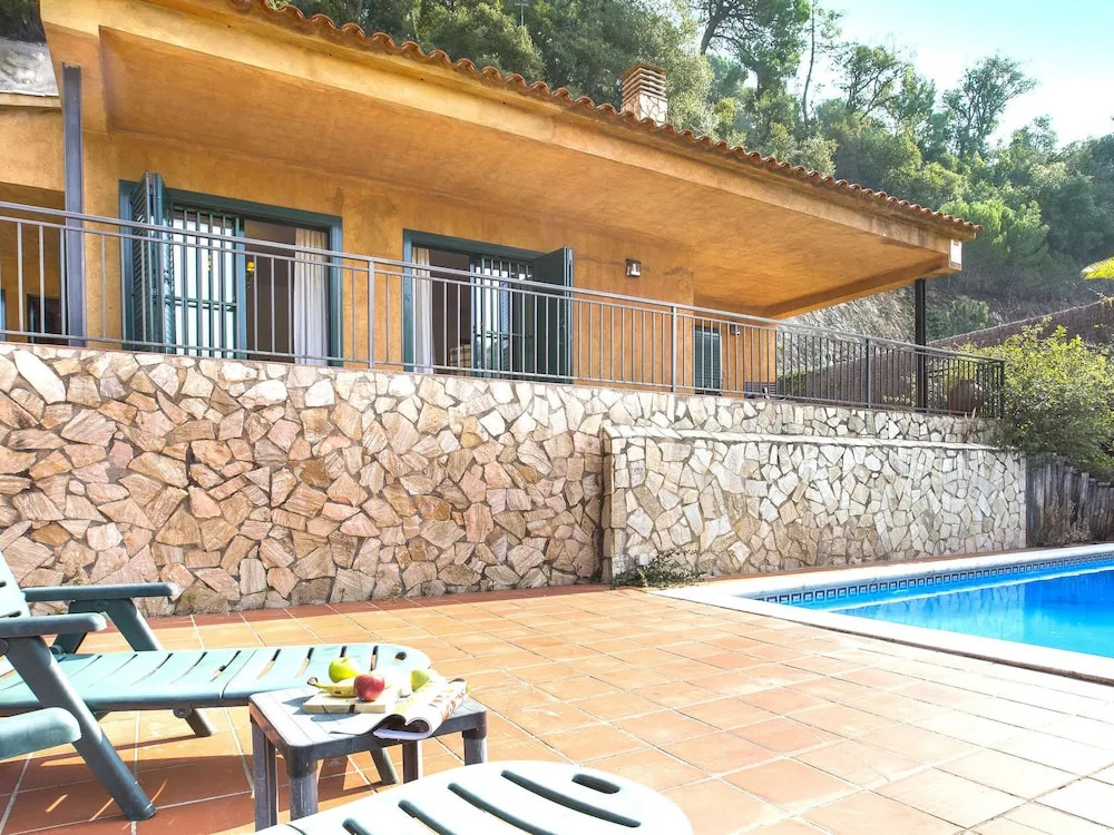 Serene Villa in Lloret de Mar With Private Swimming Pool