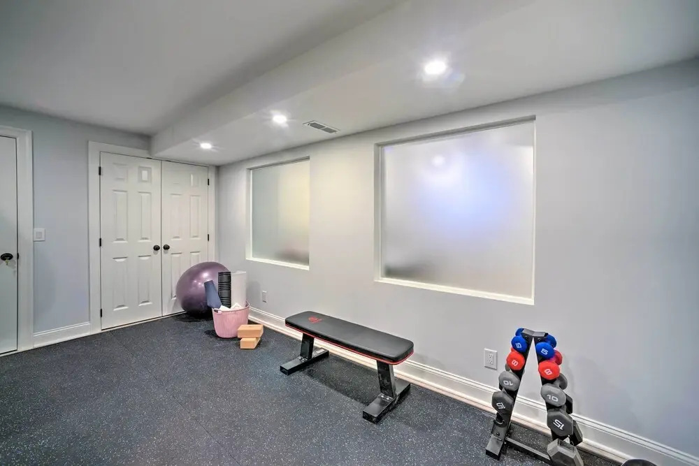 Walk to Belmont Stakes! Retreat w/ Game Room & Gym